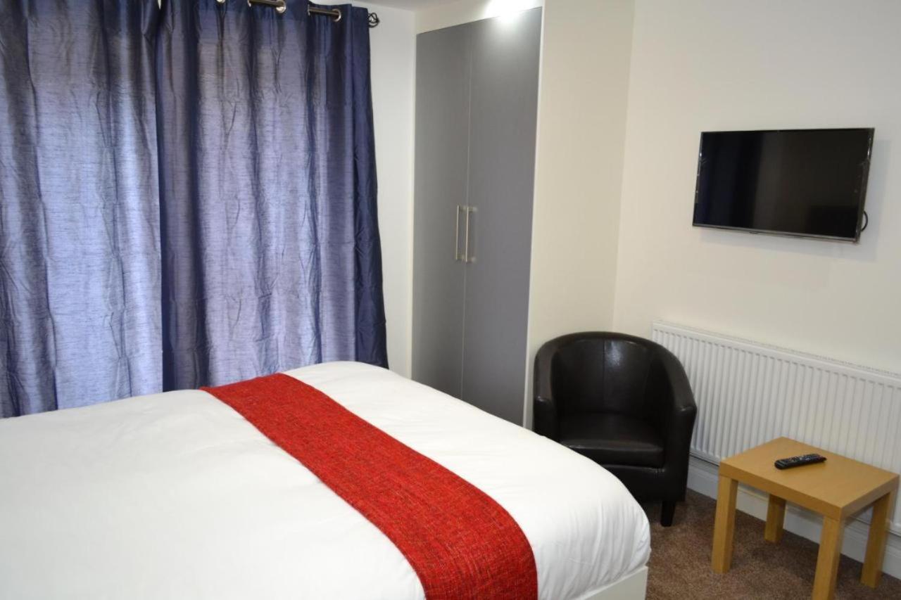 Heathrow Travellers Hub Bed and Breakfast Χάνσλοου Εξωτερικό φωτογραφία