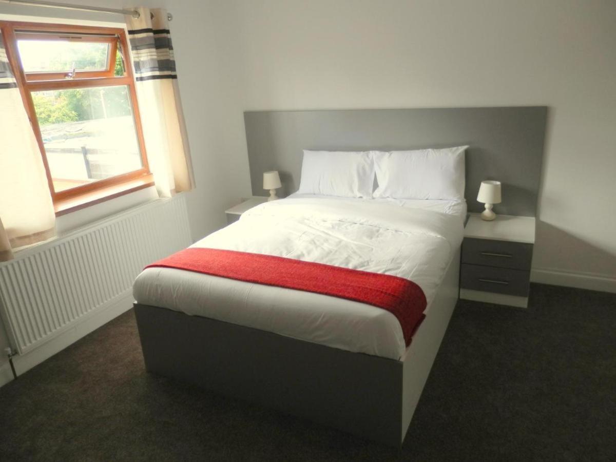 Heathrow Travellers Hub Bed and Breakfast Χάνσλοου Εξωτερικό φωτογραφία