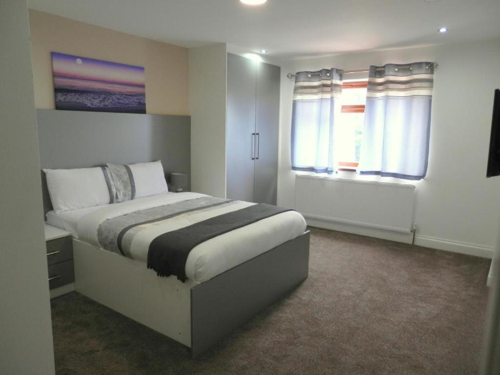 Heathrow Travellers Hub Bed and Breakfast Χάνσλοου Εξωτερικό φωτογραφία