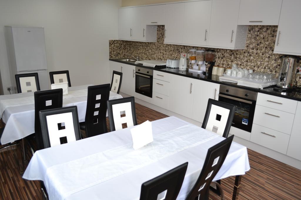 Heathrow Travellers Hub Bed and Breakfast Χάνσλοου Εξωτερικό φωτογραφία