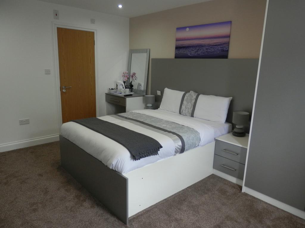 Heathrow Travellers Hub Bed and Breakfast Χάνσλοου Εξωτερικό φωτογραφία